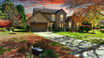 44823 Dunbarton Court, Home with 4 bedrooms, 2 bathrooms and null parking in Novi MI | Image 1