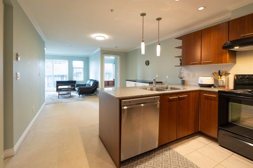 303-4799 Brentwood Dr, Burnaby, BC, V5C0C4 | Card Image
