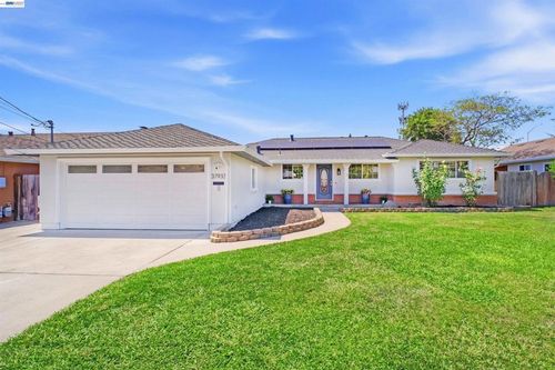 37933 Granville Dr, Fremont, CA, 94536-7063 | Card Image