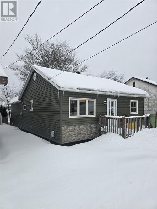 497 First Ave, Sault Ste Marie, ON, P6C4P2 | Card Image