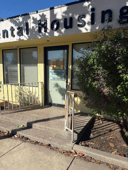 1264 1264 A St, Hayward, CA, 94541 | Card Image