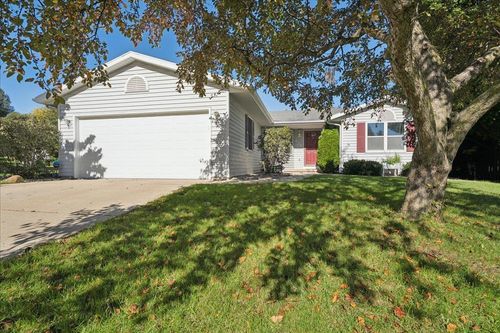 431 Thomas Ct, OREGON, WI, 53575-3400 | Card Image