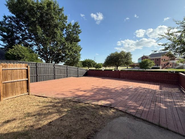 1093 Keeson Trl, House other with 4 bedrooms, 3 bathrooms and null parking in Lewisville TX | Image 27