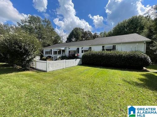 533 Broadway Ave, Talladega, AL, 35160-3607 | Card Image