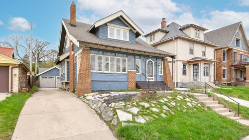 1717 N 47th St, Milwaukee, WI, 53208-1709 | Card Image