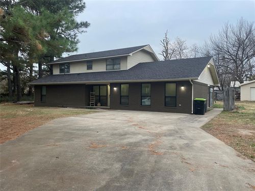 520 Adams St, Holdenville, OK, 74848-4010 | Card Image