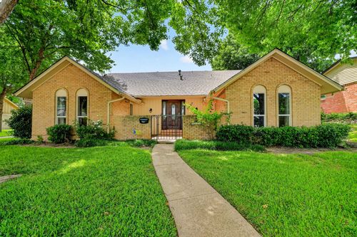 4037 Treeline Dr, Dallas, TX, 75224-4168 | Card Image