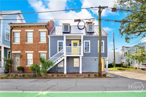 38 Price St, Savannah, GA, 31401-2812 | Card Image
