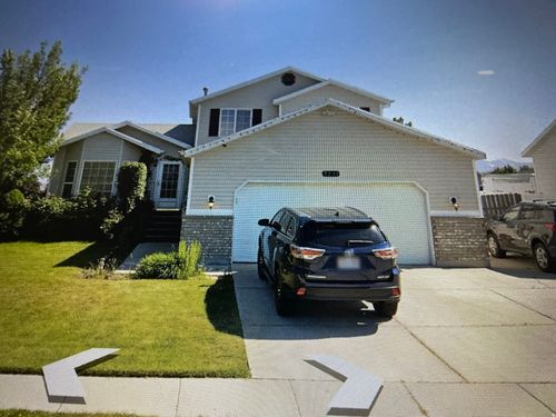 5231 Ridge Flower Way, Kearns, UT, 84118-9227 | Card Image