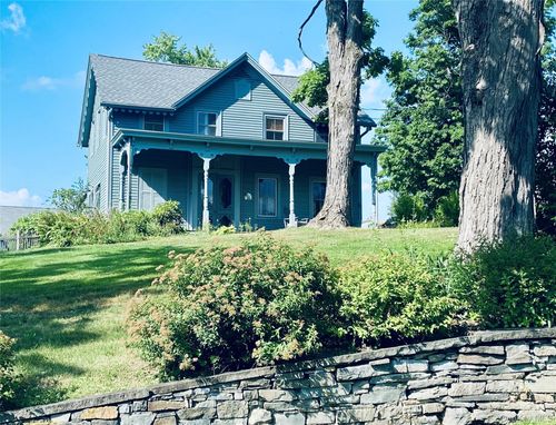 40 Young America Rd, Germantown, NY, 12526-5611 | Card Image