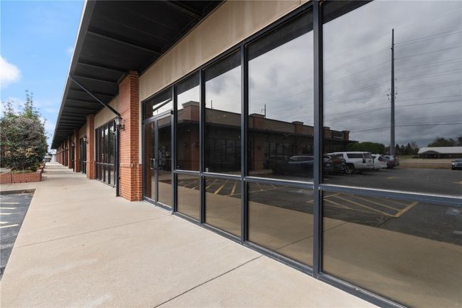 STE-8 - 2502 Sw 14 Th St, Home with 0 bedrooms, 0 bathrooms and 98 parking in Bentonville AR | Image 9
