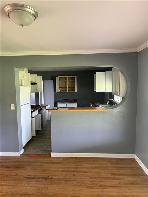 906 8th Ave Avenue, Lake Charles, LA, 70601 | Card Image