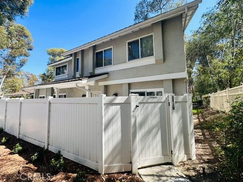 2510 Coventry Cir, Fullerton, CA, 92833-1281 | Card Image