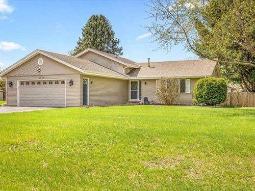 11392 Mount Vernon Rd, Roscoe, IL, 61073-8646 | Card Image