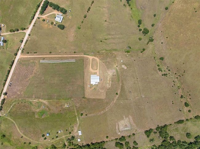 4330 Post Oak Point Rd, Home with 4 bedrooms, 4 bathrooms and 3 parking in New Ulm TX | Image 42