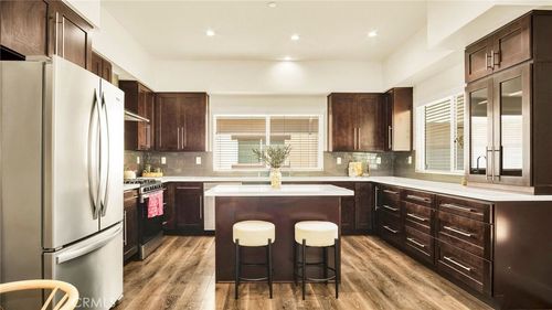 11-9237 Wakefield Avenue, Panorama City, CA, 91402 | Card Image
