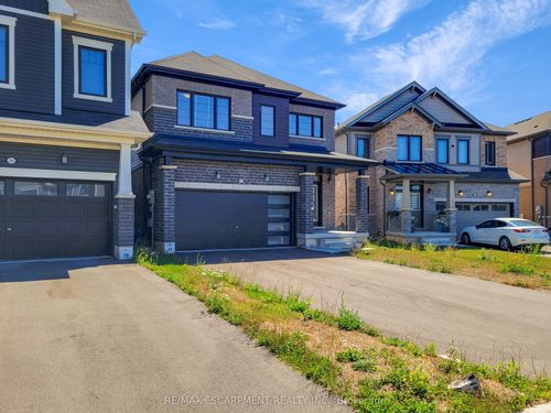 241 Vanilla Trail, Thorold, ON, L2V0L3 | Card Image