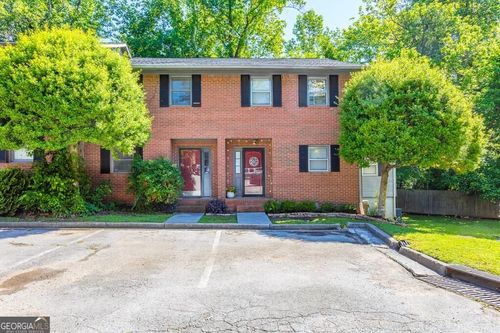 1900 Meadowbrook Cir Nw, Dalton, GA, 30720-6941 | Card Image