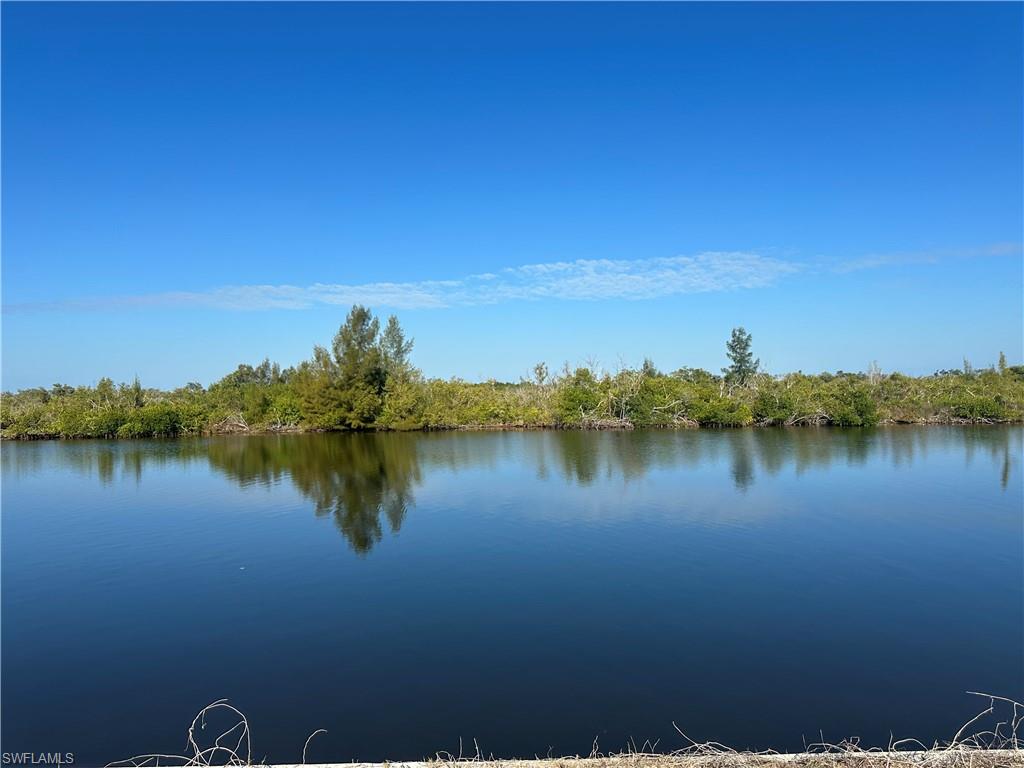 Land in CAPE CORAL 2