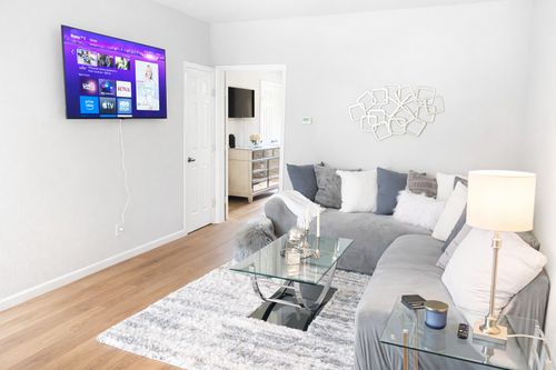 201-5620 Live Oak Street, Dallas, TX, 75206 | Card Image