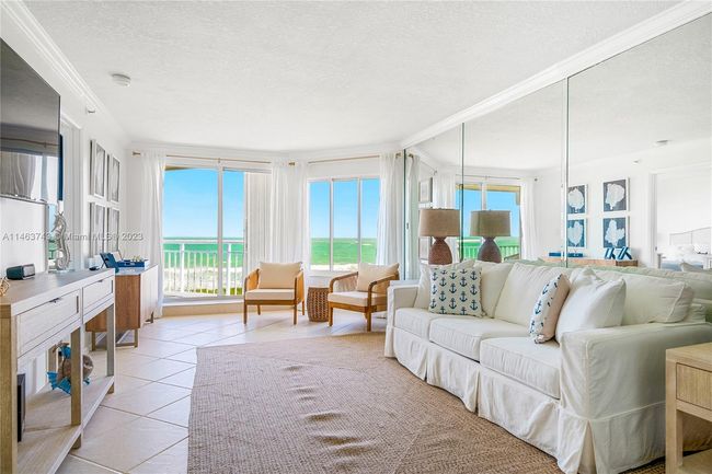 405 - 3870 N Highway A1a, Condo with 2 bedrooms, 2 bathrooms and null parking in Hutchinson Island FL | Image 2