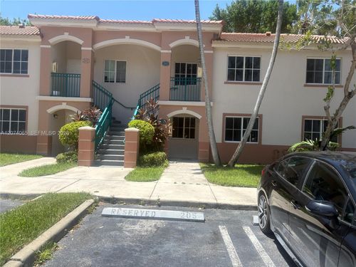 105-44-2910 Se 13th Rd, Homestead, FL, 33035-2386 | Card Image