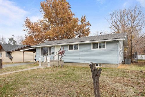 1715 N 24th Ave, Pasco, WA, 99301-3333 | Card Image