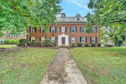 apt-2-2415 Longview Ave Sw, Roanoke, VA, 24014-1633 | Card Image
