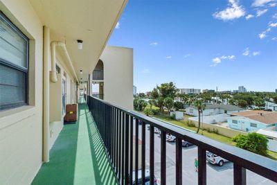 422 - 1433 N Atlantic Avenue, Condo with 1 bedrooms, 1 bathrooms and null parking in Daytona Beach FL | Image 3