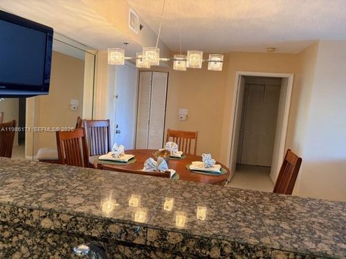 9601-19501 E Country Club Dr, Aventura, FL, 33180-2551 | Card Image