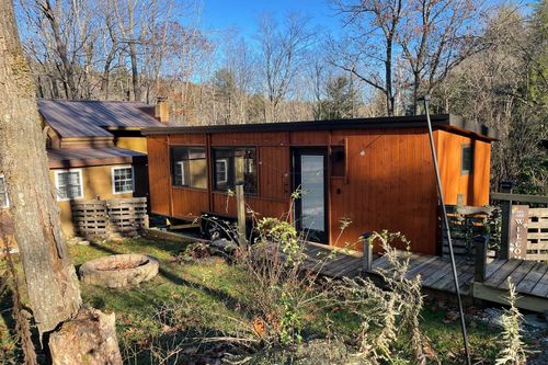 3019 Popple Dungeon Rd, Chester, VT, 05143-8919 | Card Image