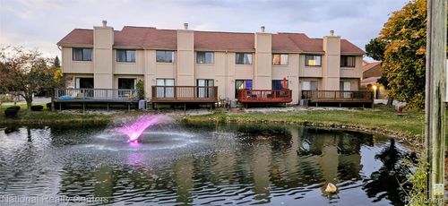 6323 Potomac Cir, West Bloomfield, MI, 48322-2126 | Card Image