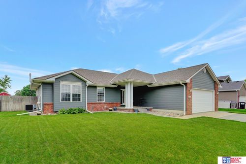 1035 Primrose Ln, Hickman, NE, 68372-9486 | Card Image