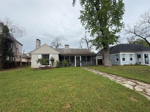 325 W 4th St, Tyler, TX, 75701-4003 | Card Image