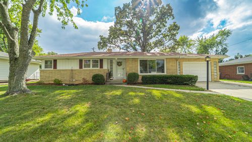 321 Bluebird Ave, Crown Point, IN, 46307 | Card Image