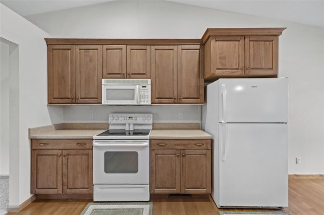 A - 664 J Ave Ne, Condo with 3 bedrooms, 3 bathrooms and null parking in Cedar Rapids IA | Image 13