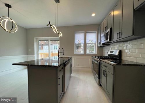 5528 Litchfield St, PHILADELPHIA, PA, 19143-4715 | Card Image