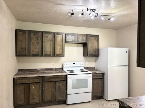 25 Bitter Sweet Ln, Durant, OK, 74701-8622 | Card Image