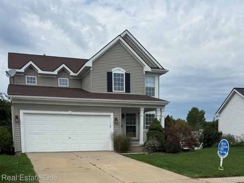 3659 Sugarbush Dr, Howell, MI, 48843-8654 | Card Image