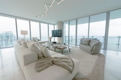 unit-4901-700 Ne 26th Ter, Miami, FL, 33137-5594 | Card Image