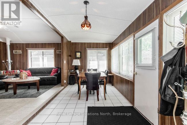 1981 Tiny Beaches Rd S, House other with 3 bedrooms, 1 bathrooms and 2 parking in Tiny ON | Image 5