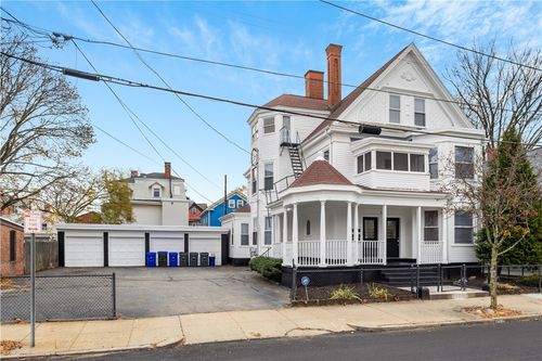 41 Almy St, Providence, RI, 02909-1632 | Card Image