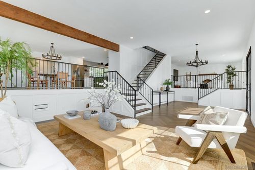 2904 Levante St, Carlsbad, CA, 92009-8225 | Card Image