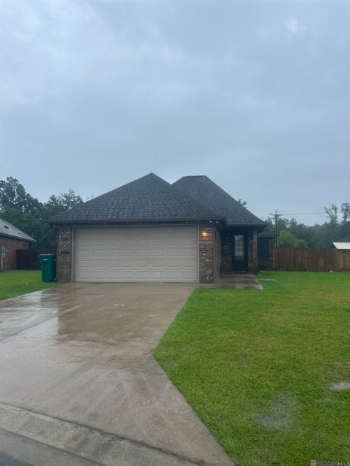 15080 Garden Creek Dr, Walker, LA, 70785-5227 | Card Image