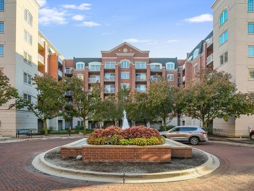 unit-307-4811 N Olcott Ave, Harwood Heights, IL, 60706-3556 | Card Image