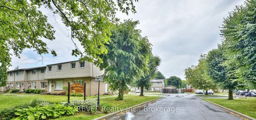 1-4215 Meadowvale Dr, Niagara Falls, ON, L2E5W8 | Card Image