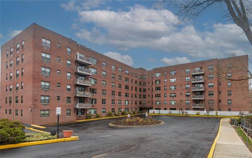 apt-3b-77 Carpenter Ave, Mount Kisco, NY, 10549-2464 | Card Image