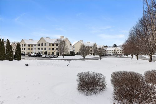 207-45 Saw Mill Drive, North Kingstown, RI, 02852 | Card Image