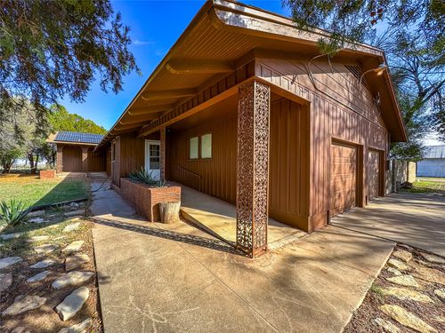 1527 County Road 165, Rochester, TX, 79544-2307 | Card Image