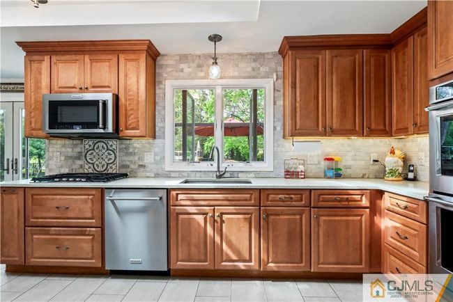 36 Buffa Dr, House other with 3 bedrooms, 3 bathrooms and null parking in Somerset NJ | Image 14